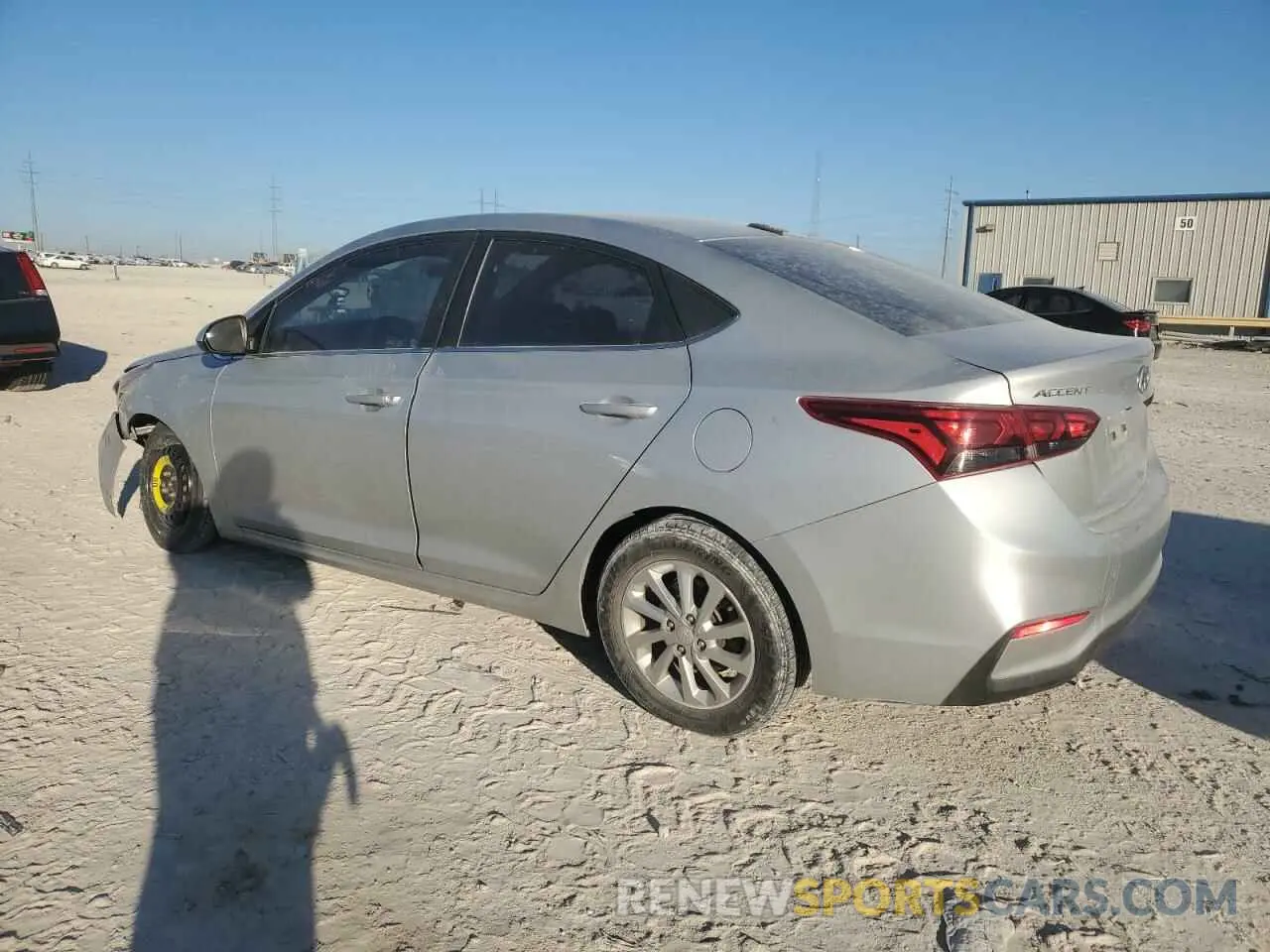2 fotografías del automóvil dañado 3KPC24A37KE055336 HYUNDAI ACCENT 2019