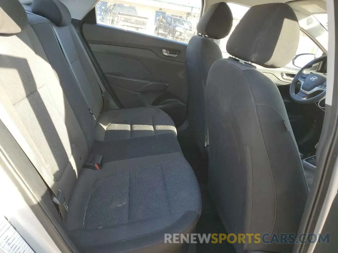10 fotografías del automóvil dañado 3KPC24A37KE056616 HYUNDAI ACCENT 2019