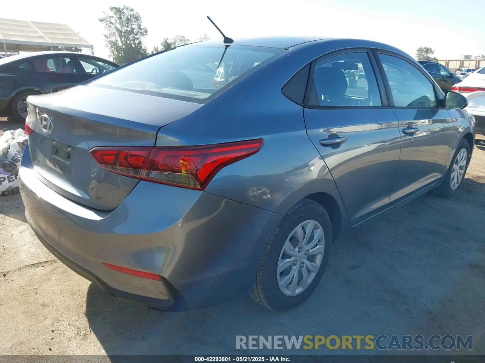 4 fotografías del automóvil dañado 3KPC24A37KE063033 HYUNDAI ACCENT 2019