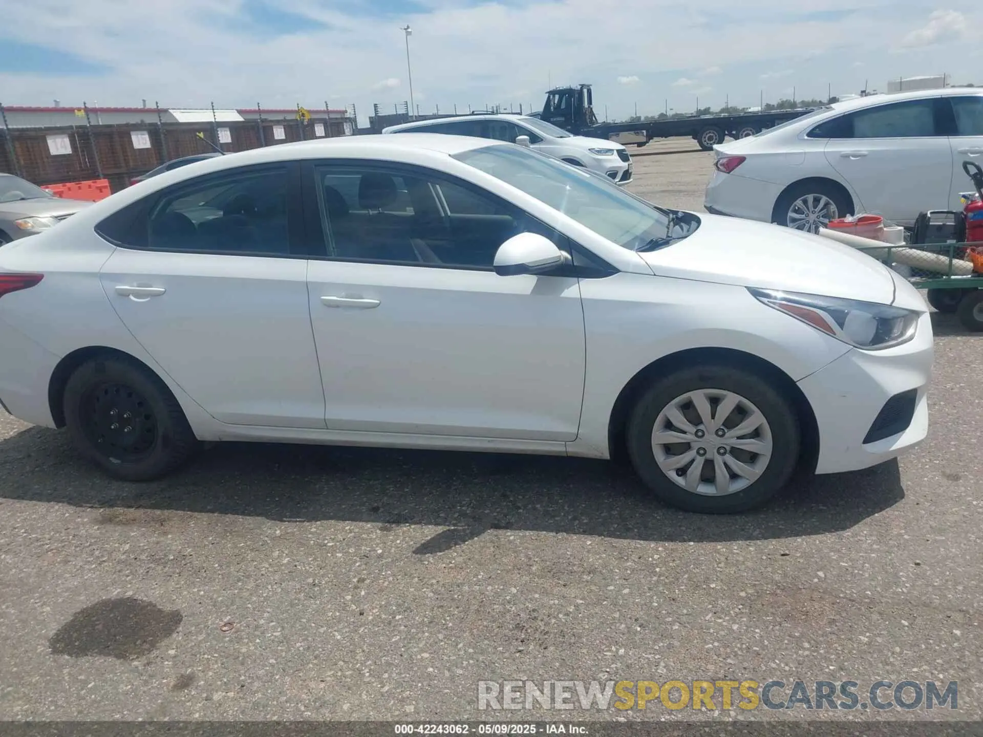 13 fotografías del automóvil dañado 3KPC24A37KE064991 HYUNDAI ACCENT 2019