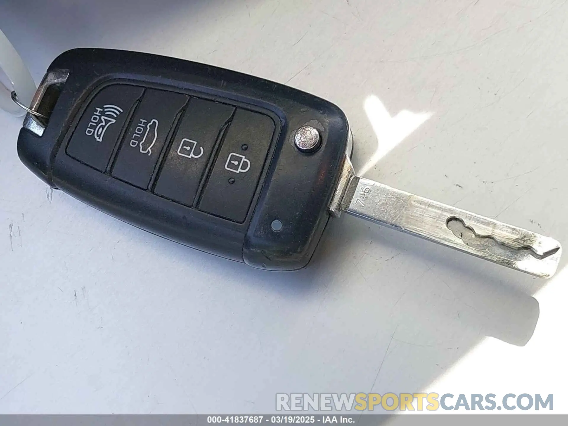 11 fotografías del automóvil dañado 3KPC24A37KE087123 HYUNDAI ACCENT 2019