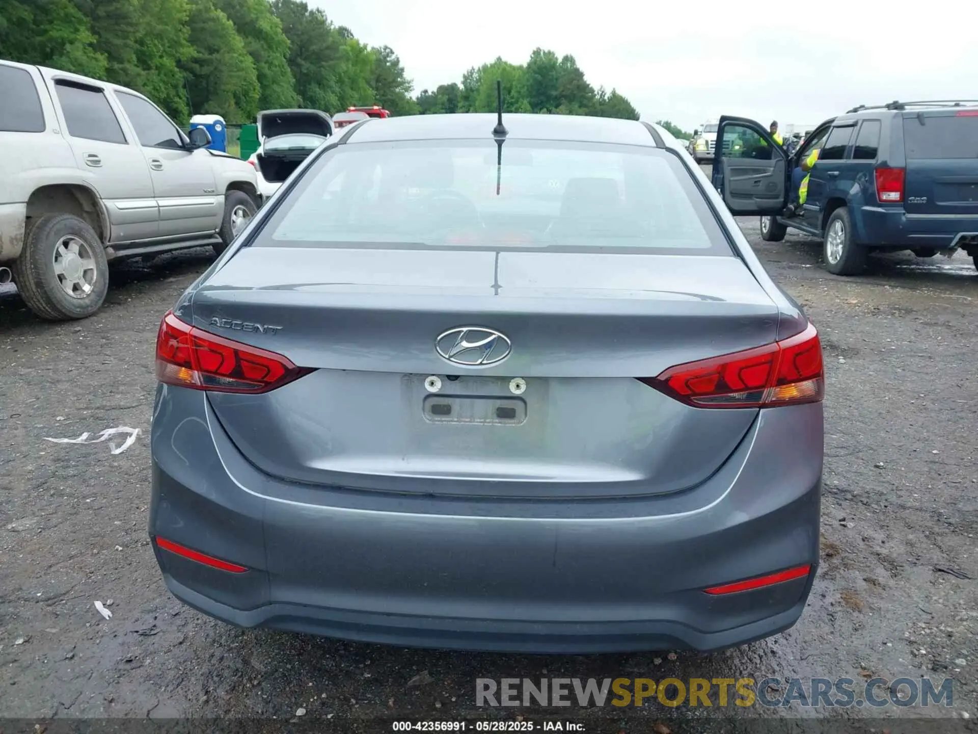 16 fotografías del automóvil dañado 3KPC24A38KE044748 HYUNDAI ACCENT 2019