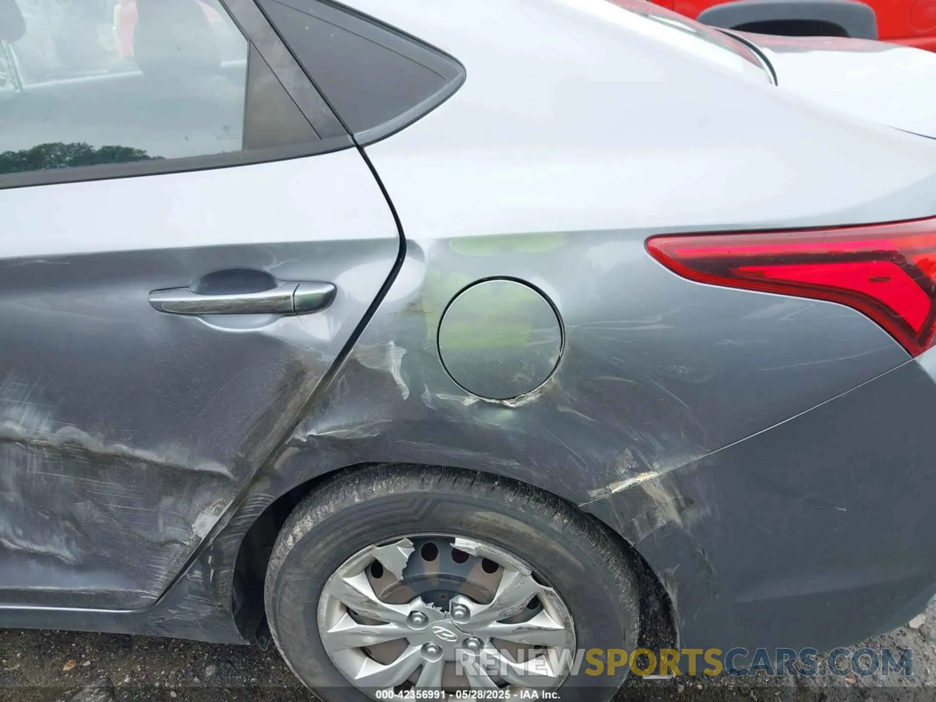 19 fotografías del automóvil dañado 3KPC24A38KE044748 HYUNDAI ACCENT 2019