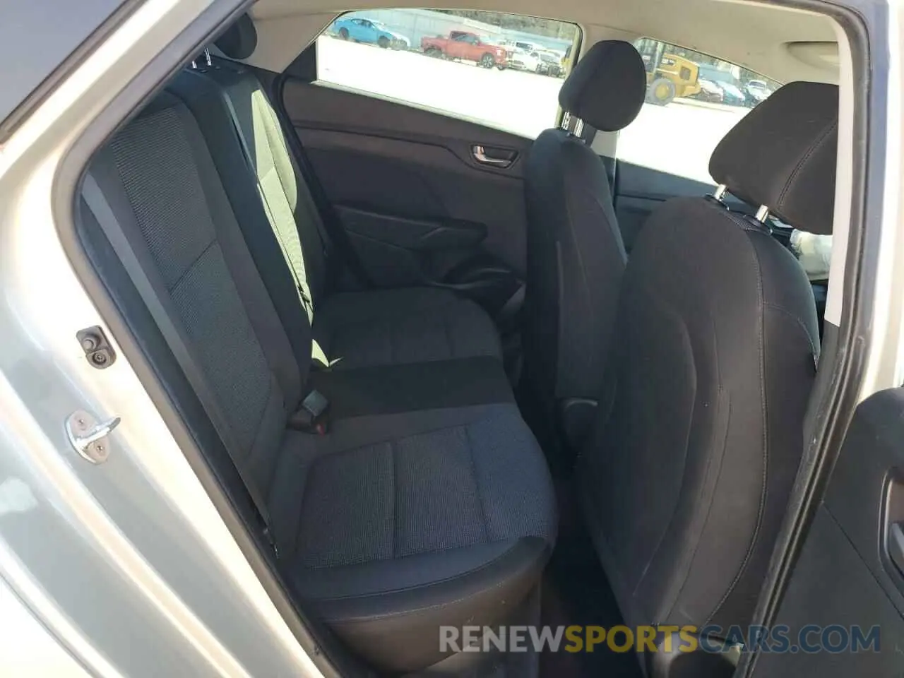 10 fotografías del automóvil dañado 3KPC24A38KE064787 HYUNDAI ACCENT 2019