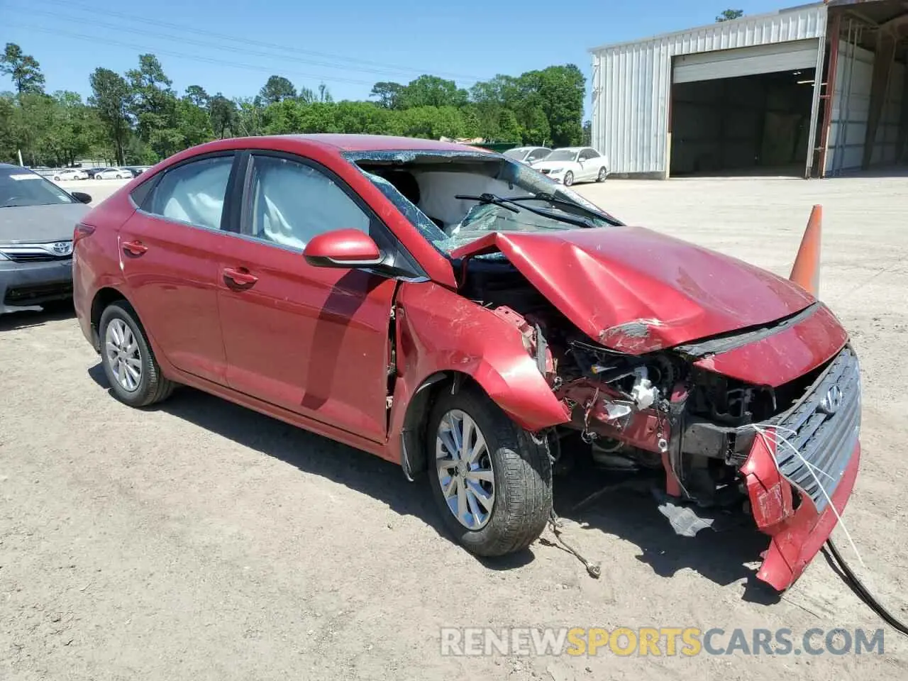 4 fotografías del automóvil dañado 3KPC24A39KE047982 HYUNDAI ACCENT 2019