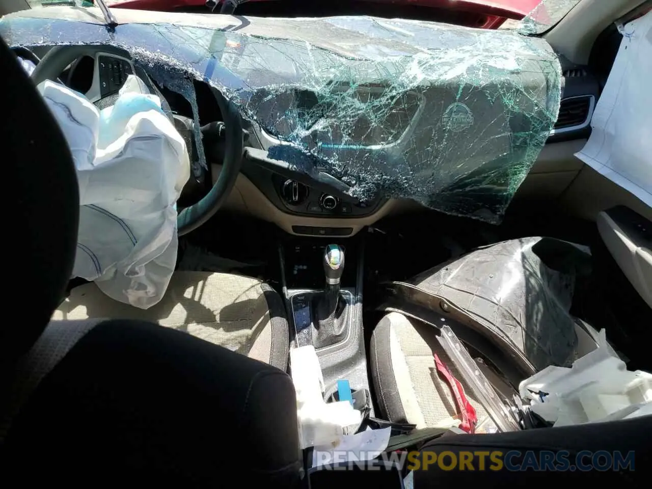 8 fotografías del automóvil dañado 3KPC24A39KE047982 HYUNDAI ACCENT 2019