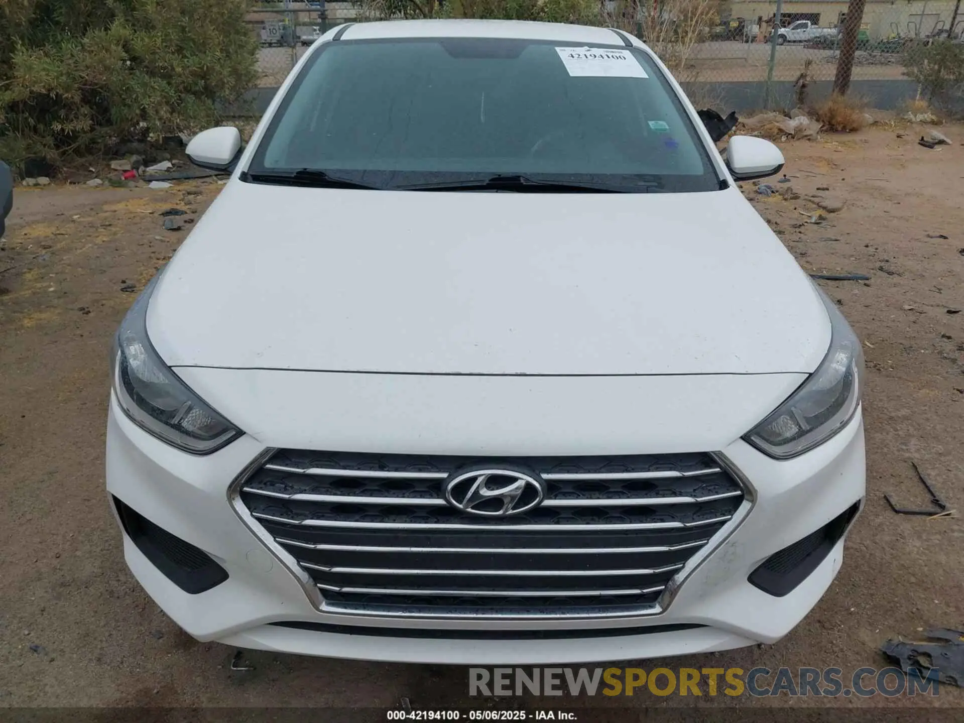 12 fotografías del automóvil dañado 3KPC24A39KE058061 HYUNDAI ACCENT 2019