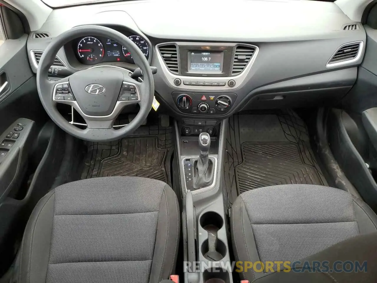 8 fotografías del automóvil dañado 3KPC24A39KE087186 HYUNDAI ACCENT 2019