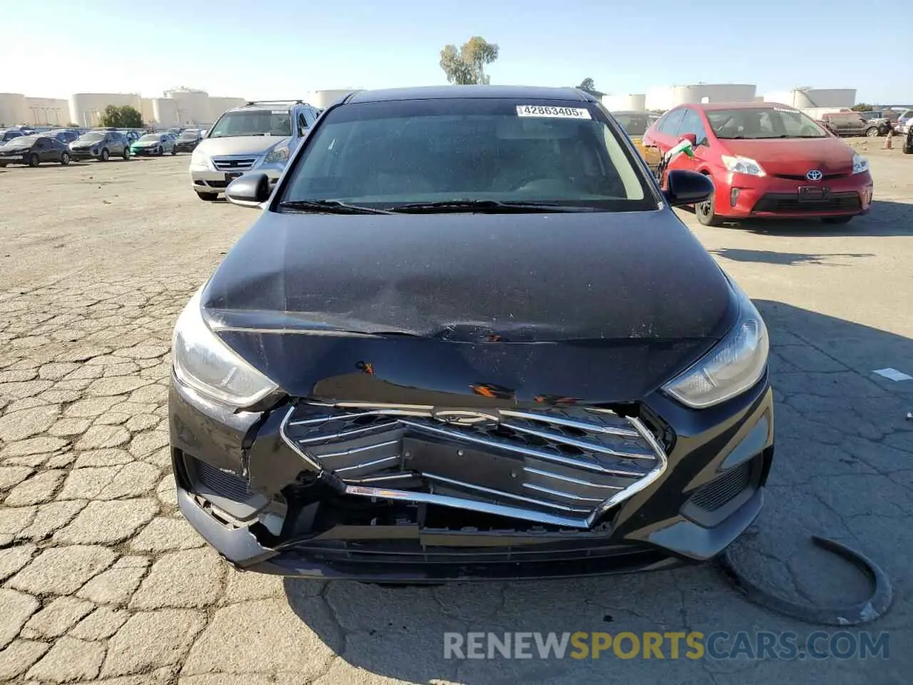 5 fotografías del automóvil dañado 3KPC24A3XKE044766 HYUNDAI ACCENT 2019
