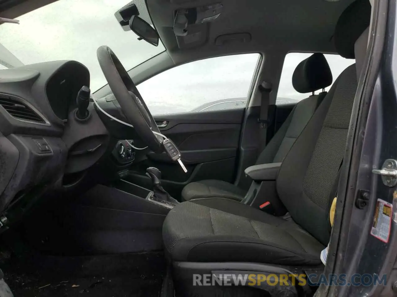 7 fotografías del automóvil dañado 3KPC25A36KE073056 HYUNDAI ACCENT 2019