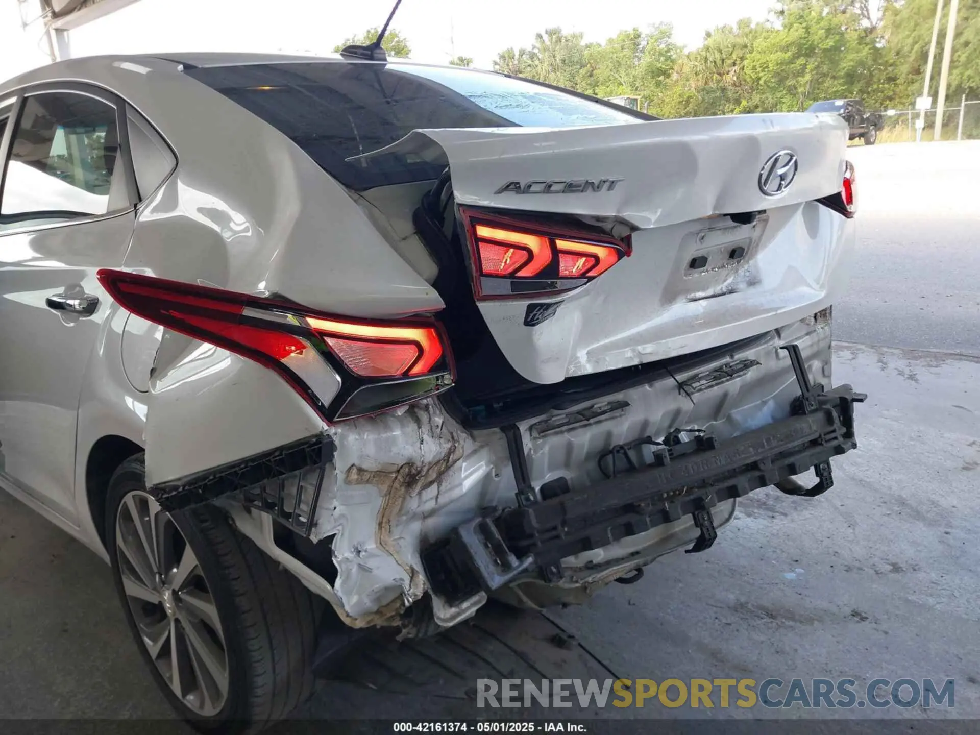 6 fotografías del automóvil dañado 3KPC34A30KE059385 HYUNDAI ACCENT 2019