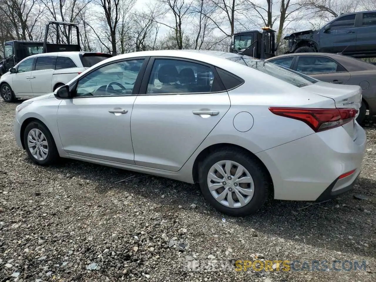 2 fotografías del automóvil dañado 3KPC24A60LE103836 HYUNDAI ACCENT 2020