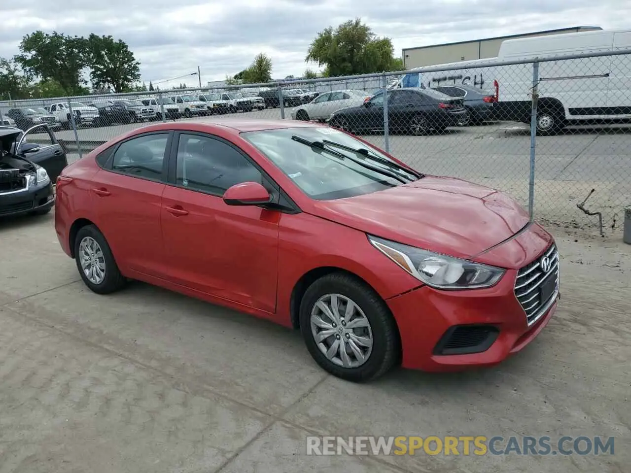 4 fotografías del automóvil dañado 3KPC24A60LE114965 HYUNDAI ACCENT 2020