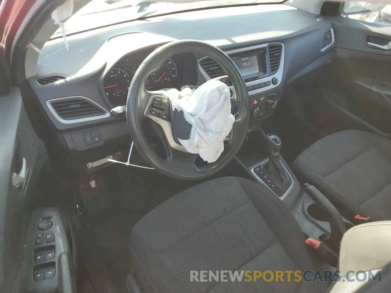 8 fotografías del automóvil dañado 3KPC24A61LE094029 HYUNDAI ACCENT 2020