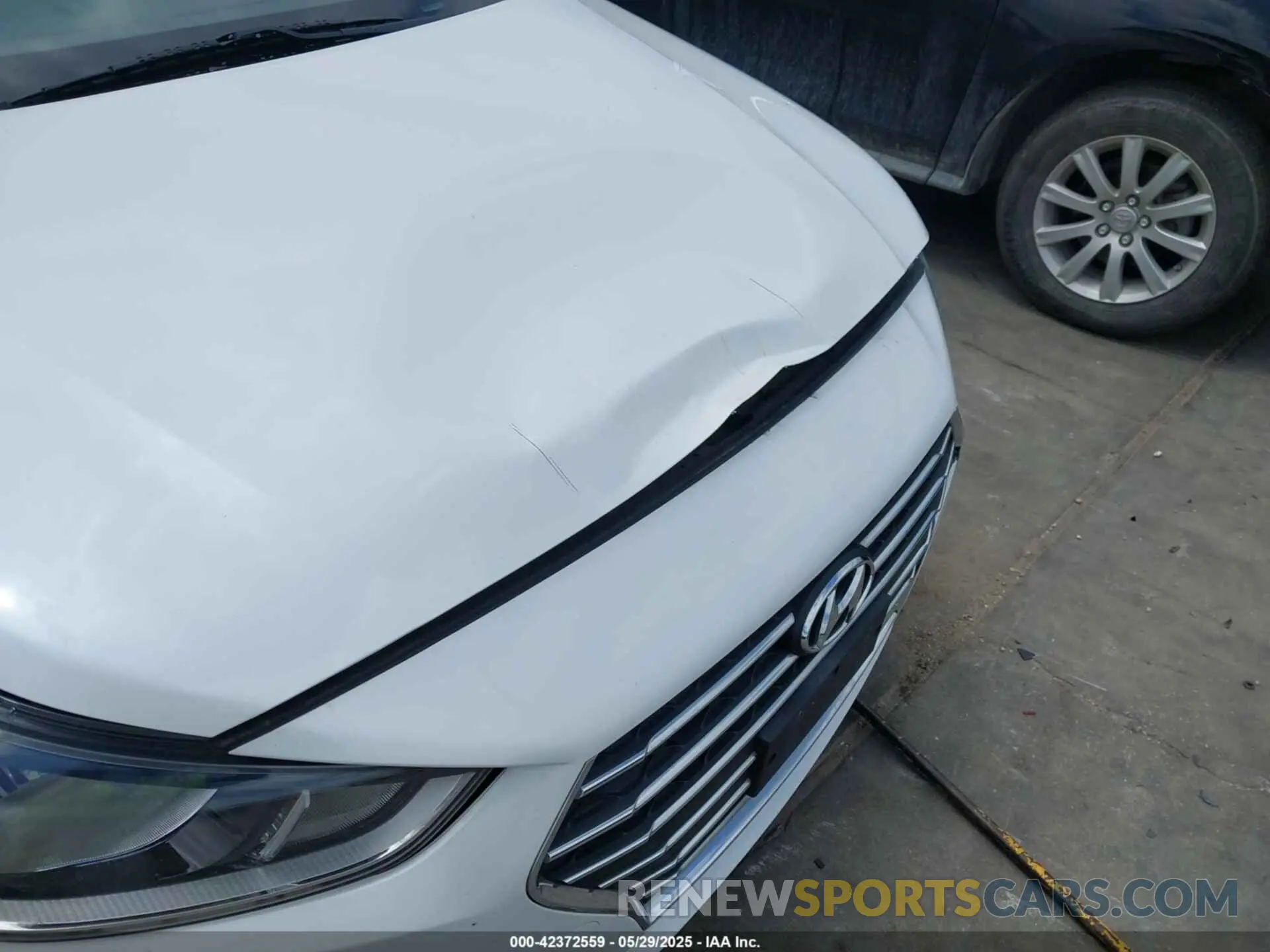 6 fotografías del automóvil dañado 3KPC24A61LE096279 HYUNDAI ACCENT 2020