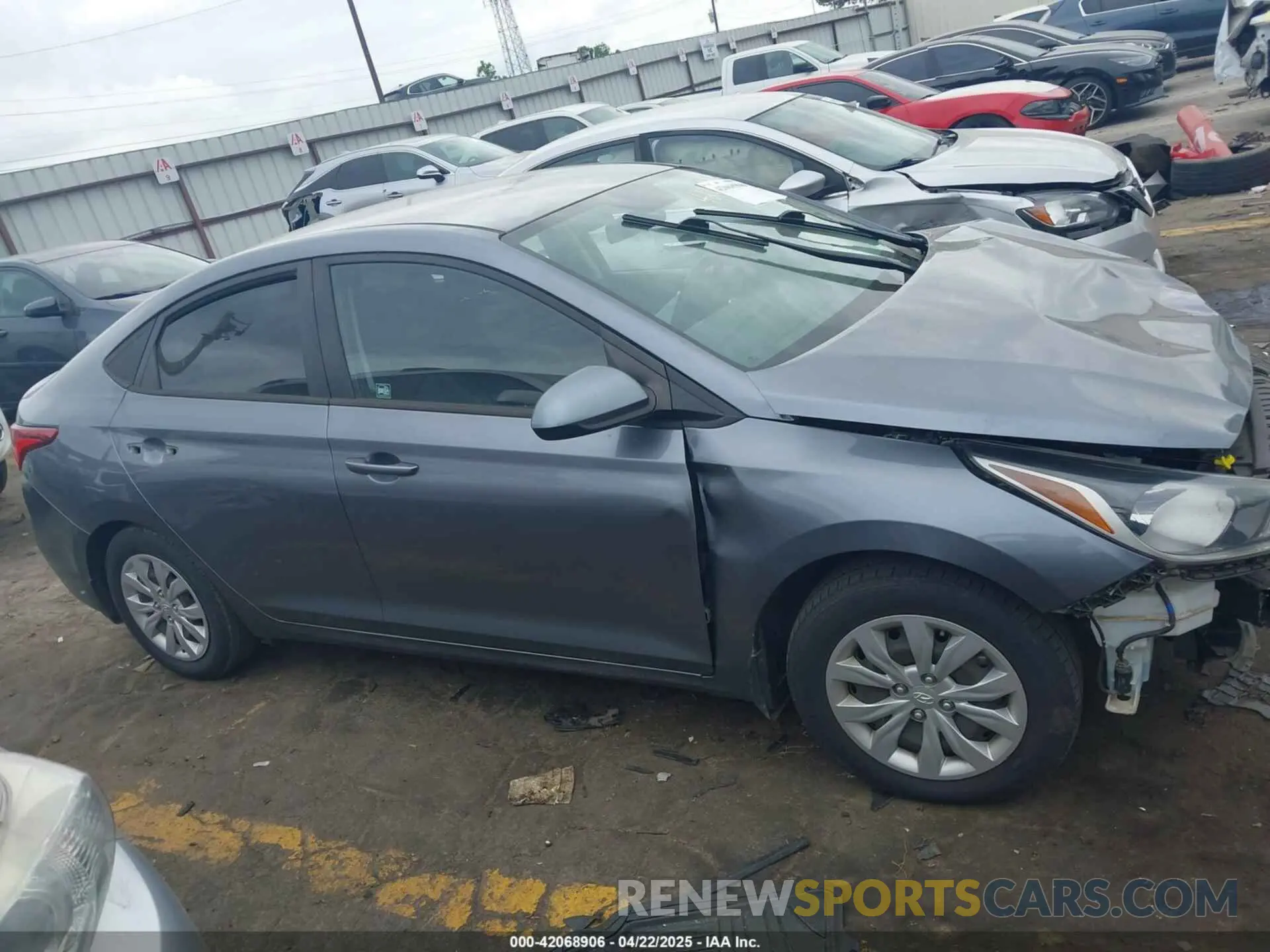 13 fotografías del automóvil dañado 3KPC24A61LE107605 HYUNDAI ACCENT 2020