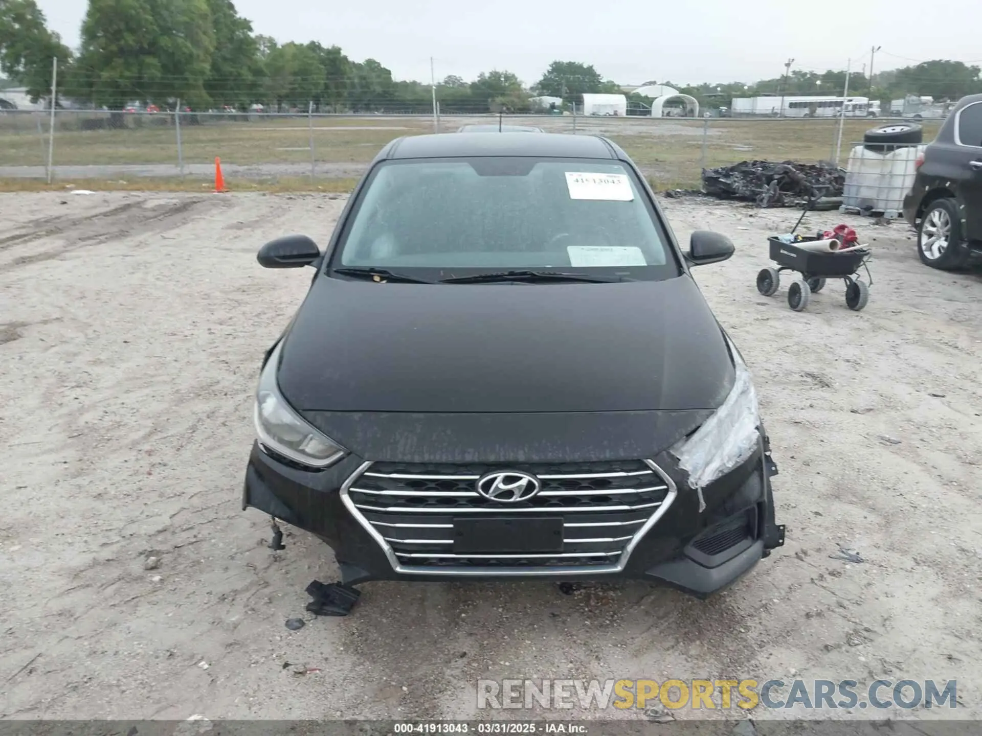 12 fotografías del automóvil dañado 3KPC24A62LE093097 HYUNDAI ACCENT 2020