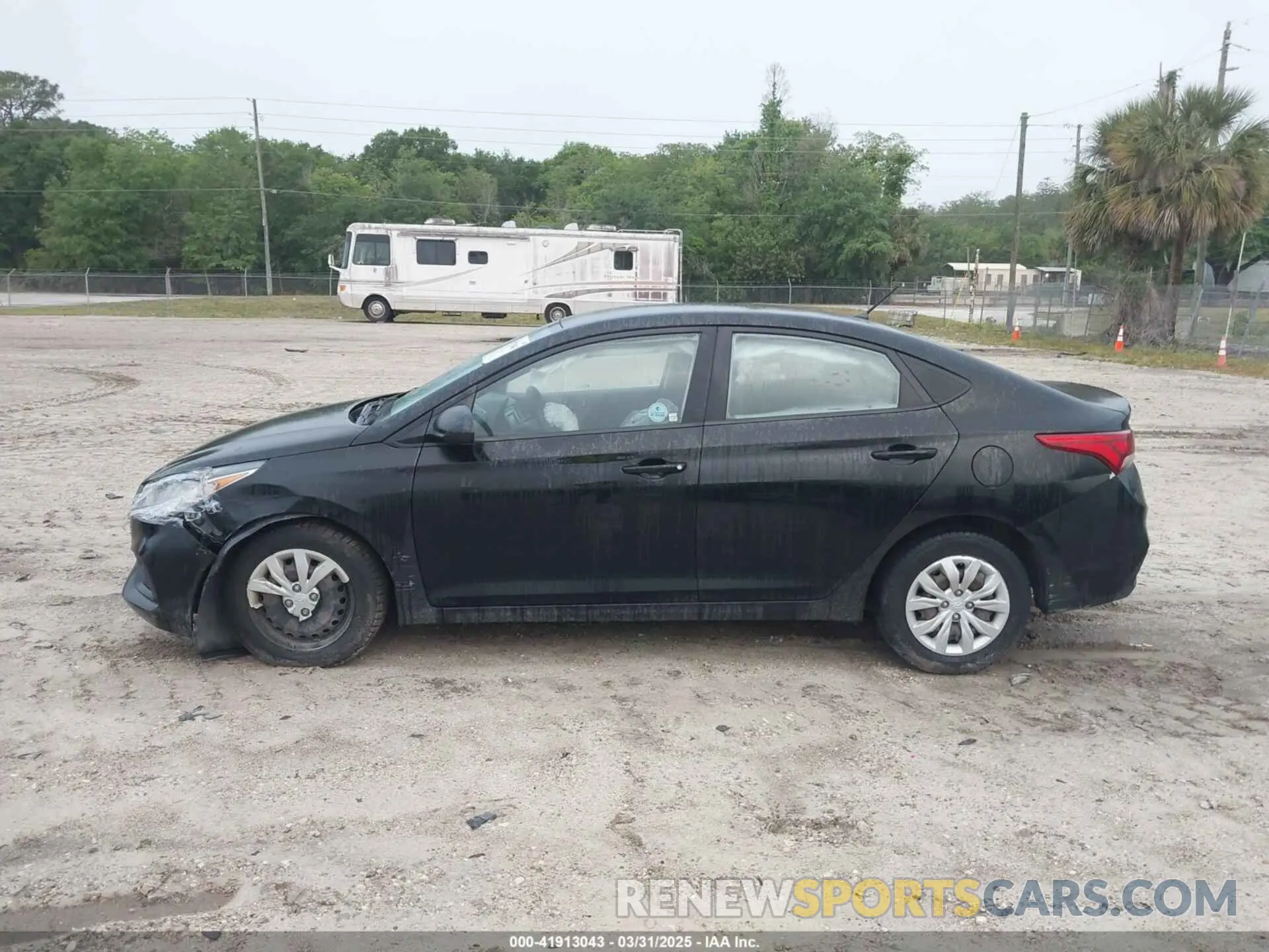 14 fotografías del automóvil dañado 3KPC24A62LE093097 HYUNDAI ACCENT 2020