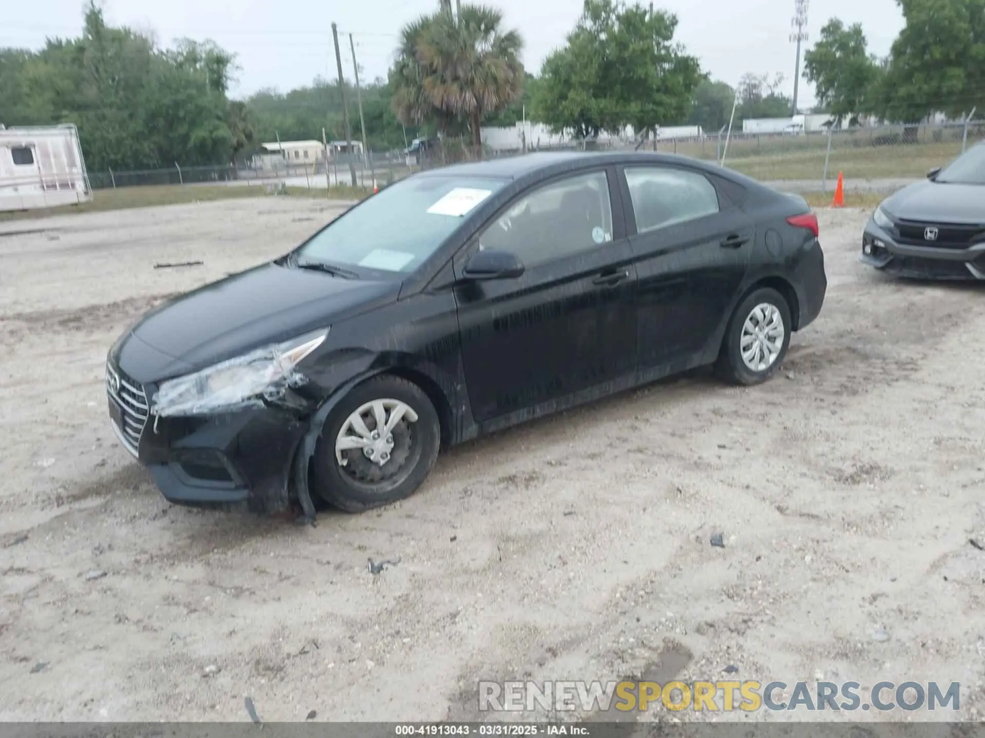 2 fotografías del automóvil dañado 3KPC24A62LE093097 HYUNDAI ACCENT 2020