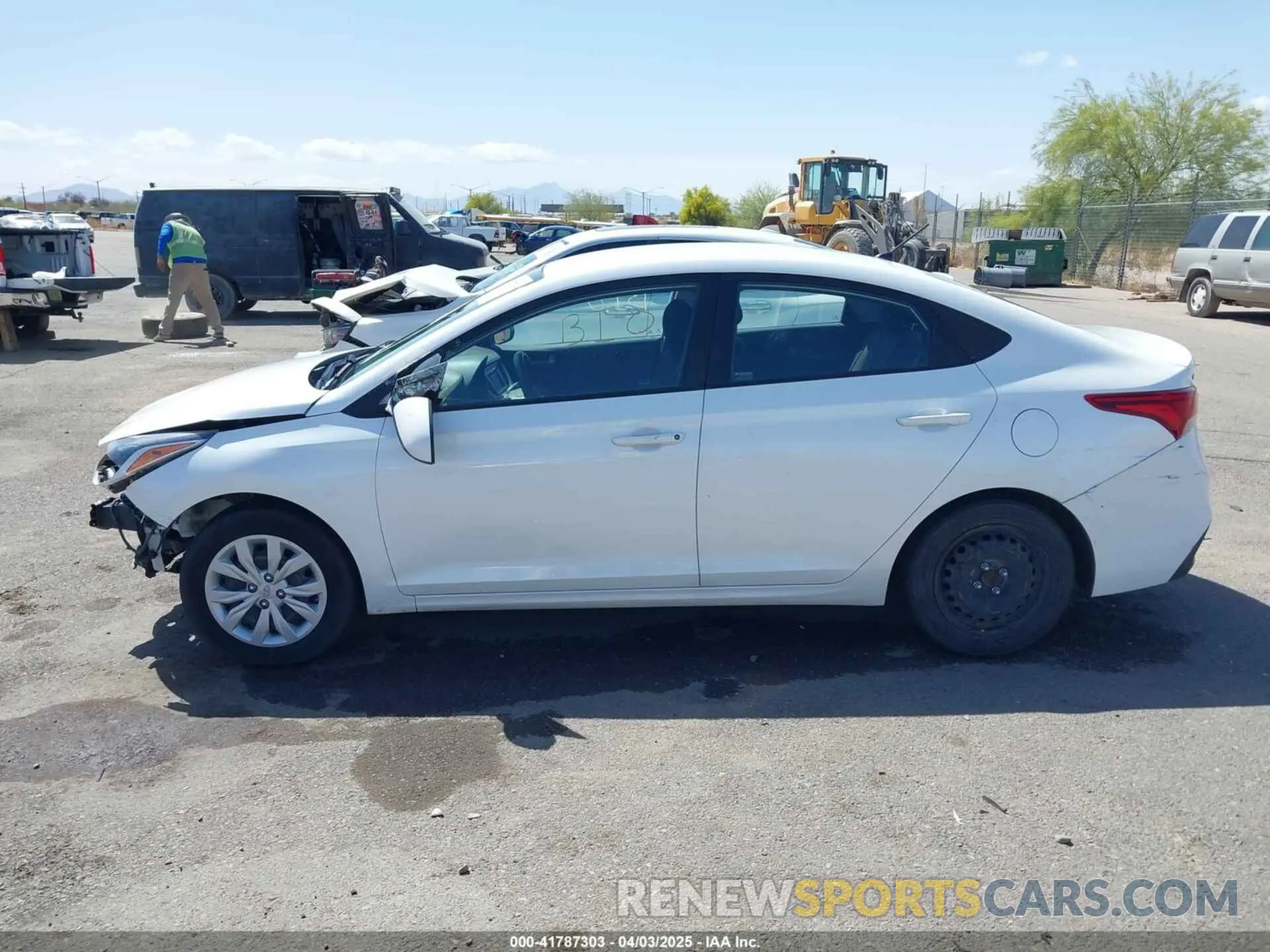15 fotografías del automóvil dañado 3KPC24A63LE097840 HYUNDAI ACCENT 2020