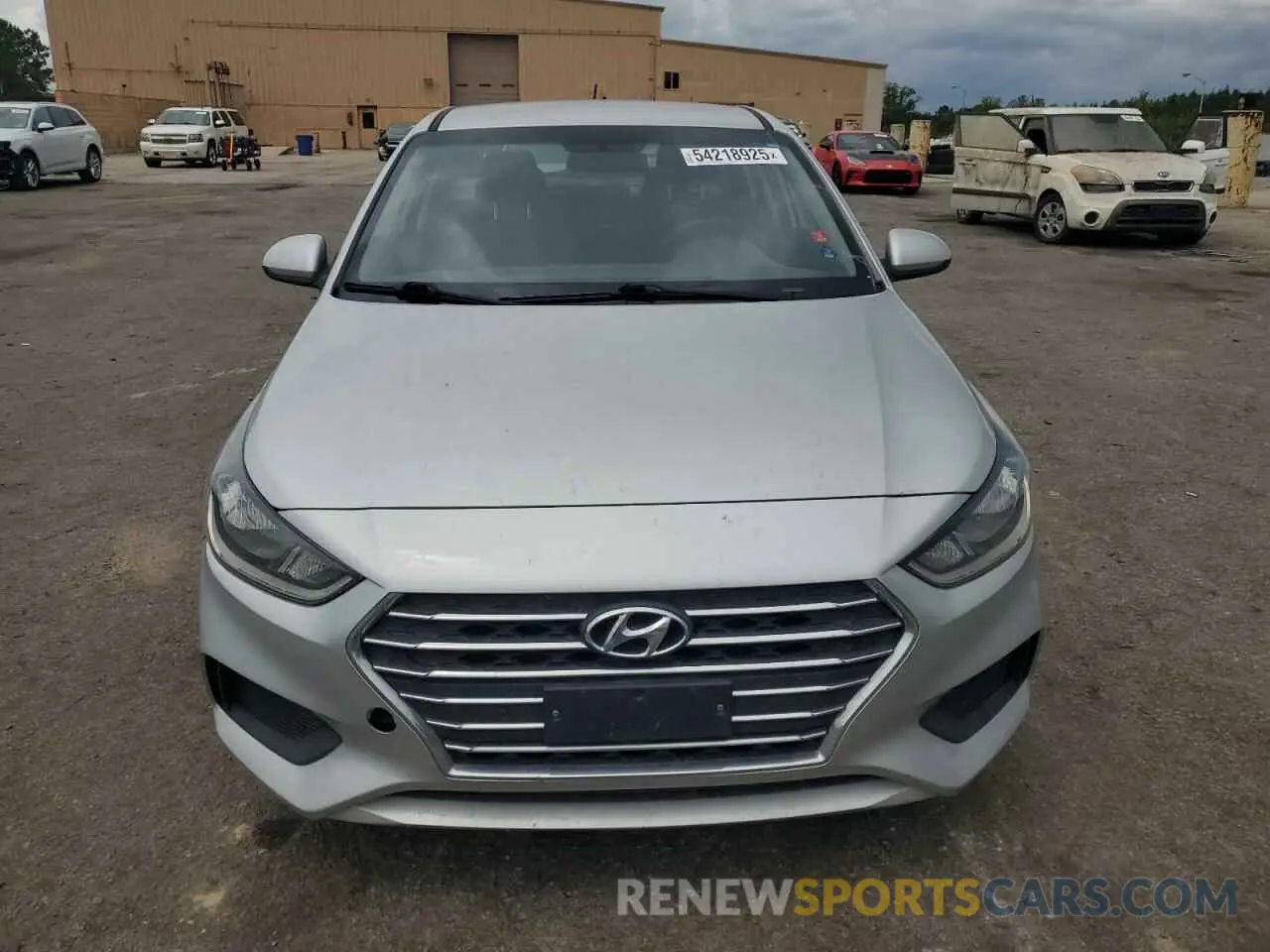 5 fotografías del automóvil dañado 3KPC24A63LE103264 HYUNDAI ACCENT 2020