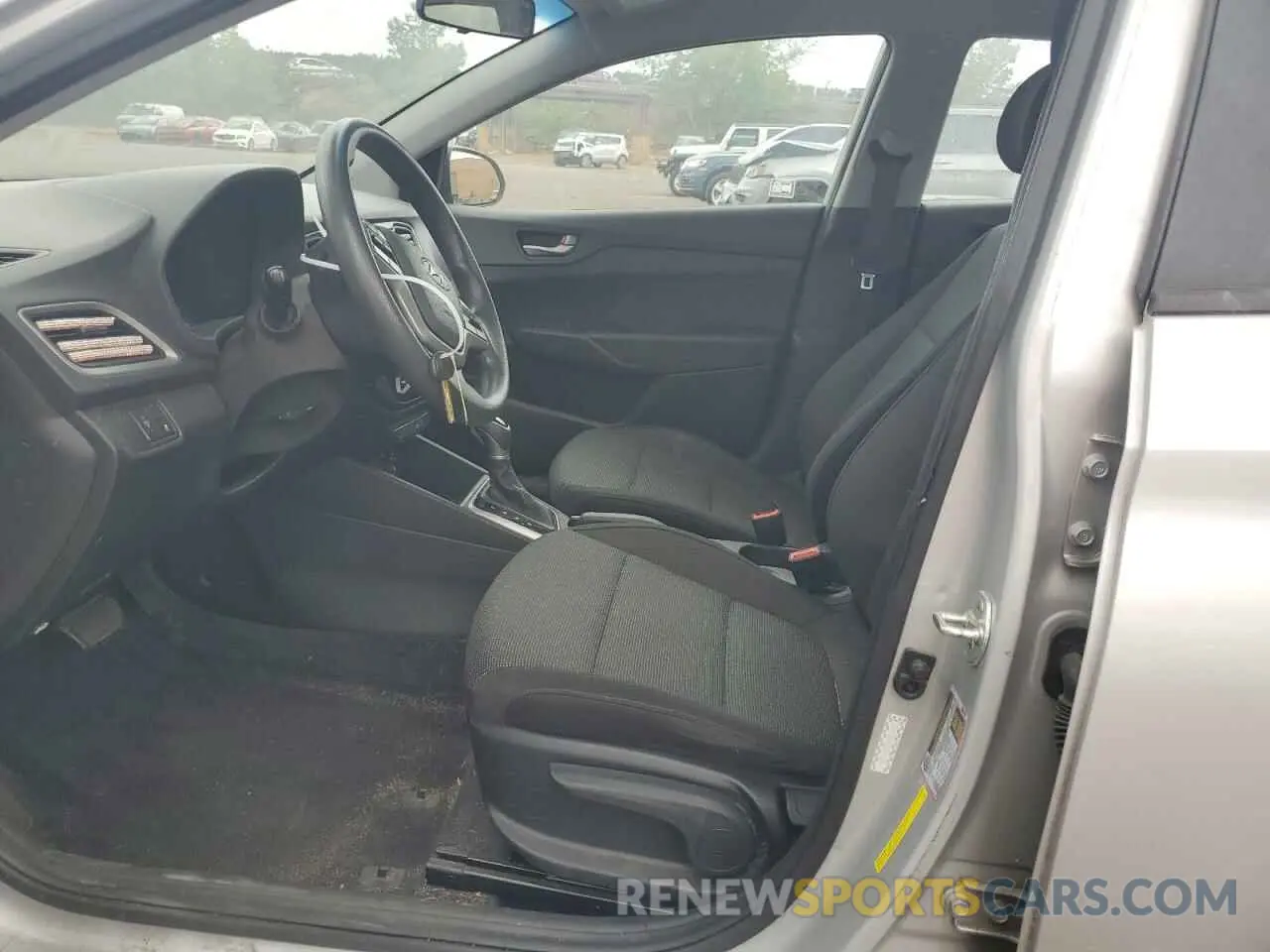 7 fotografías del automóvil dañado 3KPC24A63LE103264 HYUNDAI ACCENT 2020