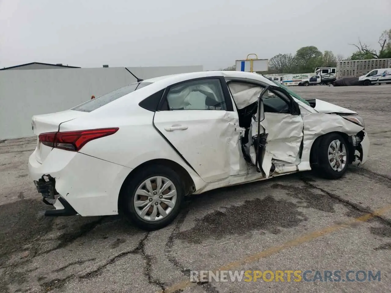 3 fotografías del automóvil dañado 3KPC24A64LE092436 HYUNDAI ACCENT 2020
