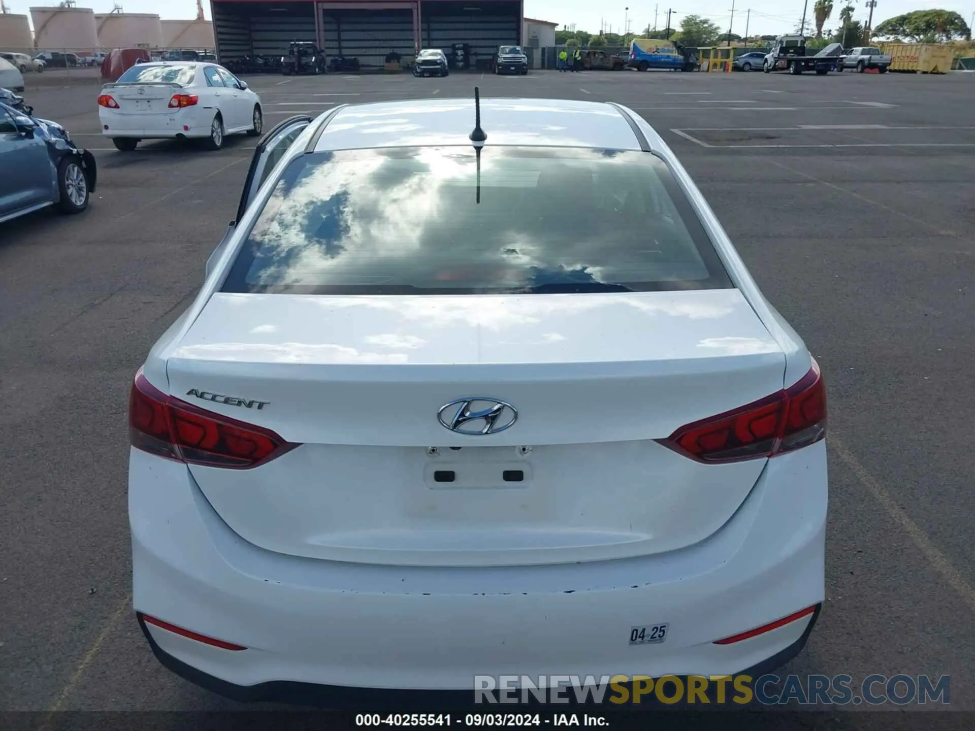 16 fotografías del automóvil dañado 3KPC24A65LE106067 HYUNDAI ACCENT 2020