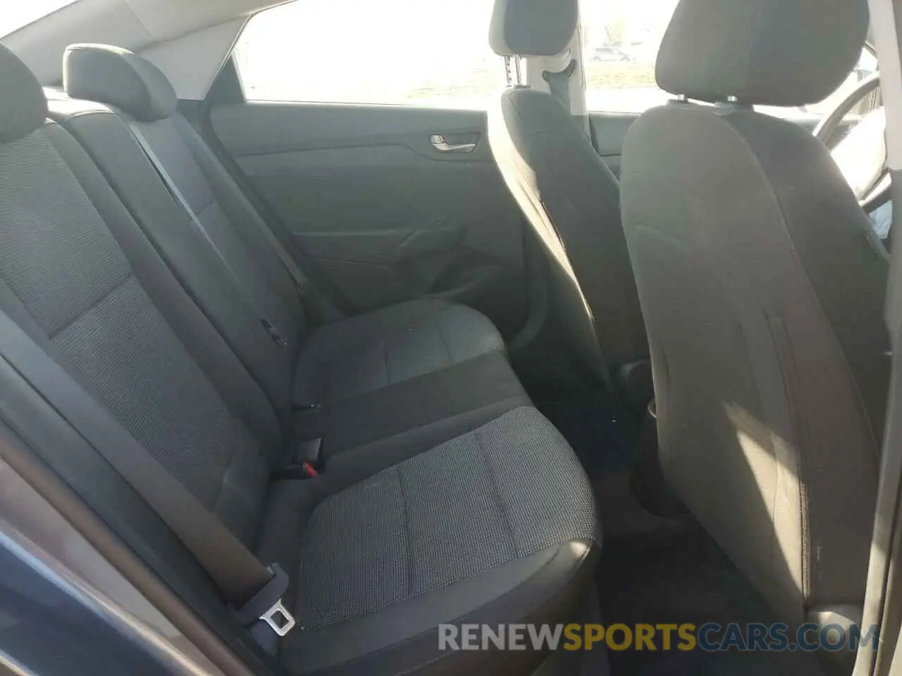 10 fotografías del automóvil dañado 3KPC24A66LE092227 HYUNDAI ACCENT 2020