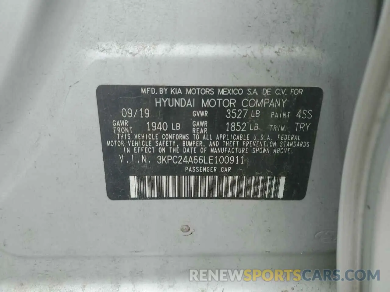 12 fotografías del automóvil dañado 3KPC24A66LE100911 HYUNDAI ACCENT 2020