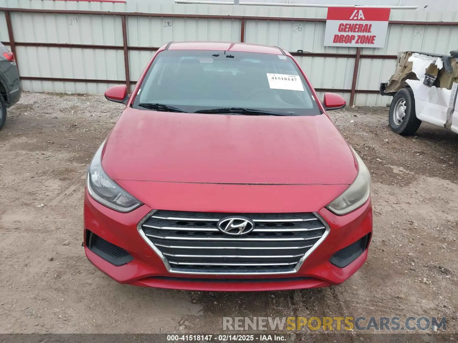 12 fotografías del automóvil dañado 3KPC24A67LE109942 HYUNDAI ACCENT 2020