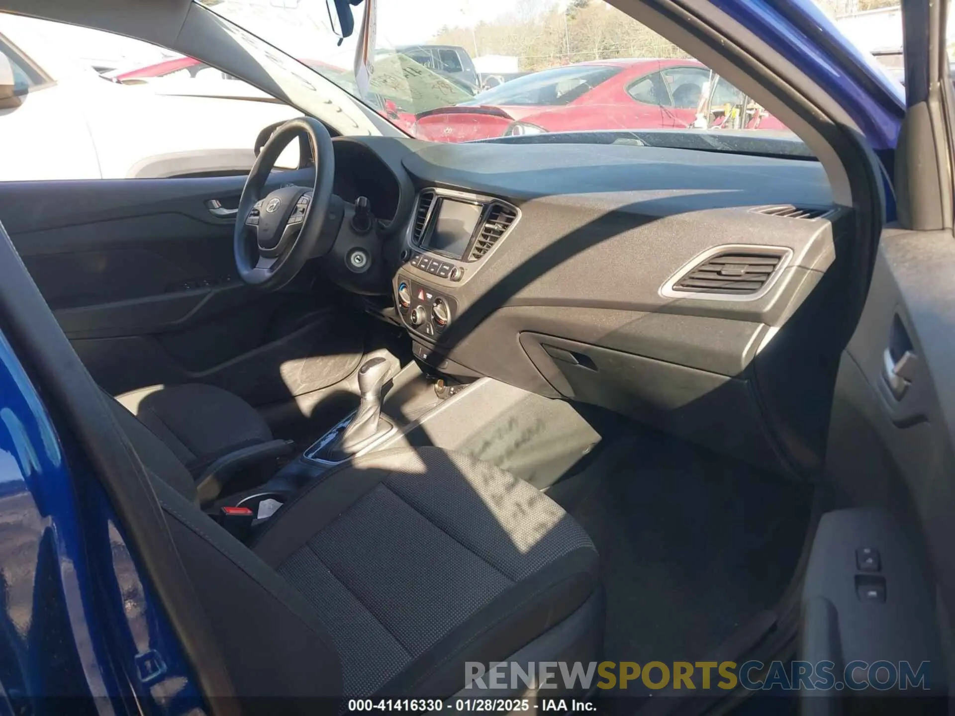 5 fotografías del automóvil dañado 3KPC24A67LE122187 HYUNDAI ACCENT 2020