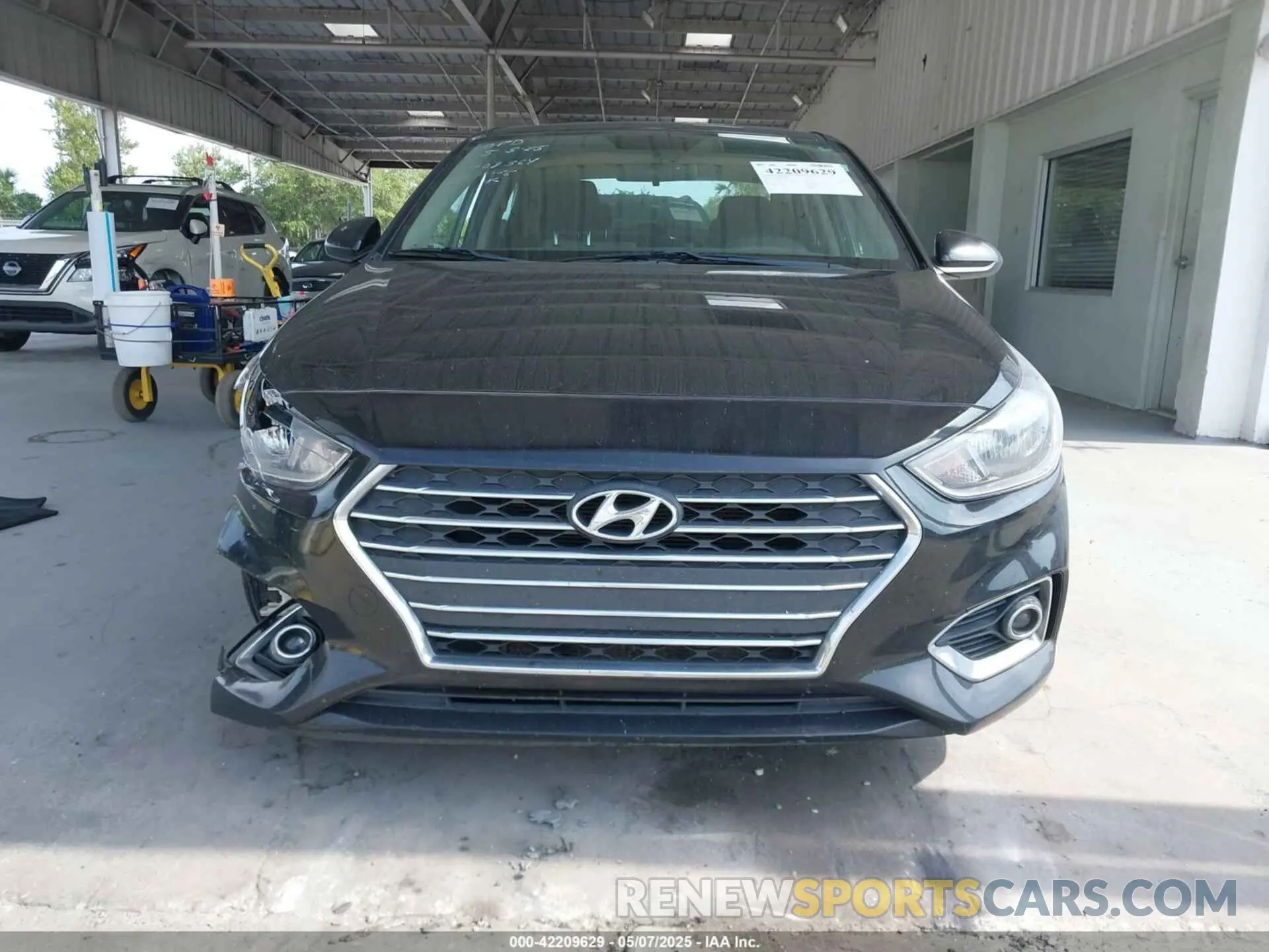 13 fotografías del automóvil dañado 3KPC24A68LE093203 HYUNDAI ACCENT 2020