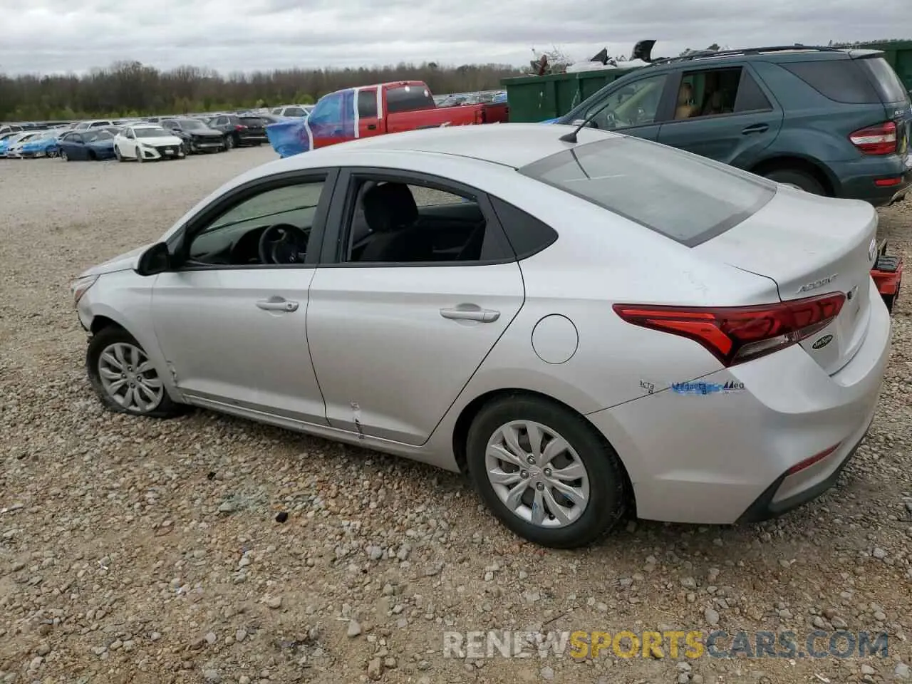 2 fotografías del automóvil dañado 3KPC24A68LE107004 HYUNDAI ACCENT 2020