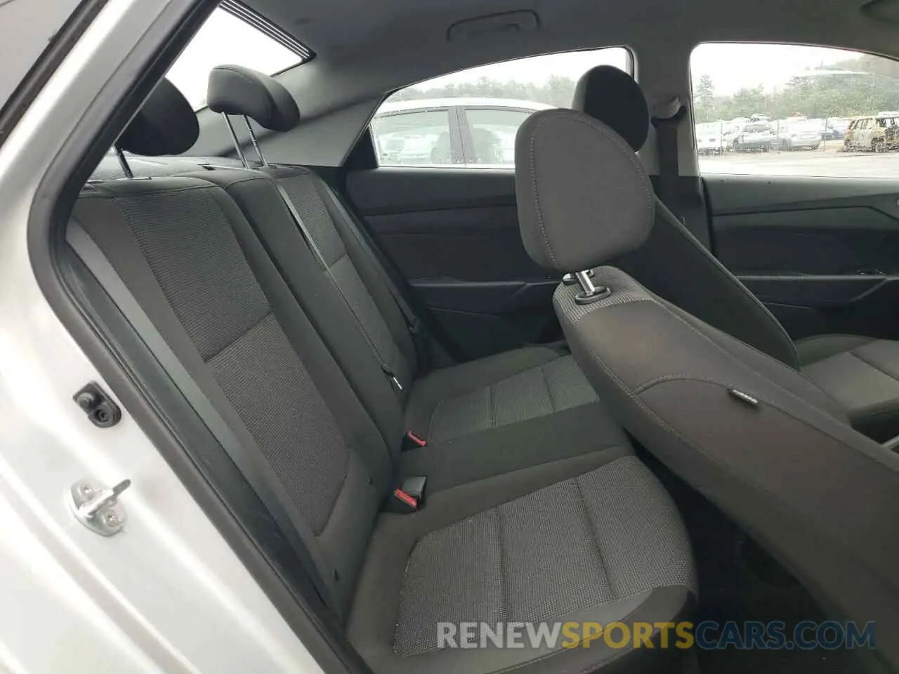 10 fotografías del automóvil dañado 3KPC24A69LE106315 HYUNDAI ACCENT 2020