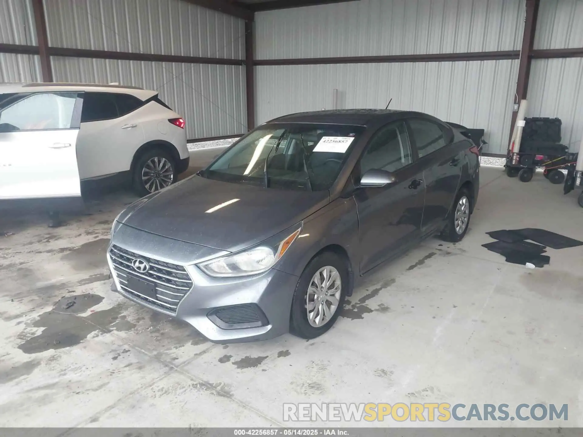 2 fotografías del automóvil dañado 3KPC24A69LE107139 HYUNDAI ACCENT 2020