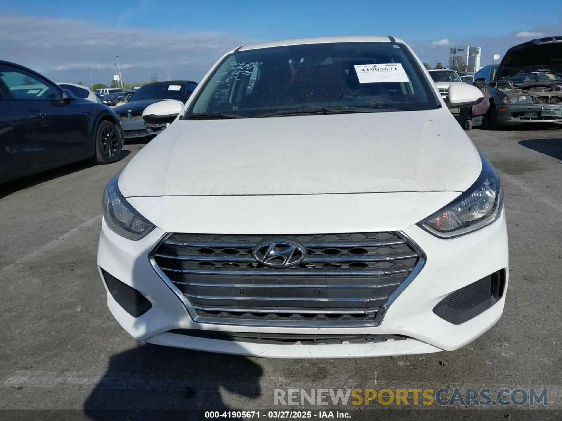 11 fotografías del automóvil dañado 3KPC24A69LE108534 HYUNDAI ACCENT 2020