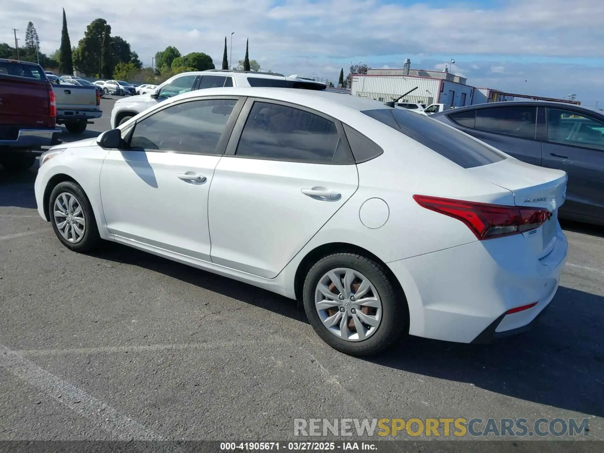 3 fotografías del automóvil dañado 3KPC24A69LE108534 HYUNDAI ACCENT 2020