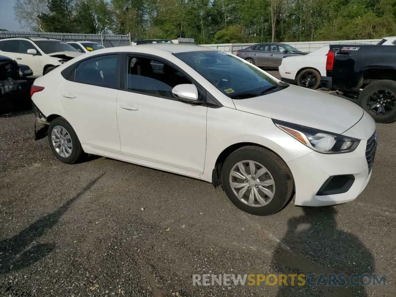 4 fotografías del automóvil dañado 3KPC24A69LE116116 HYUNDAI ACCENT 2020