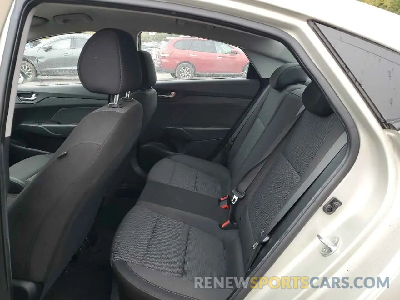 10 fotografías del automóvil dañado 3KPC24A6XLE108378 HYUNDAI ACCENT 2020