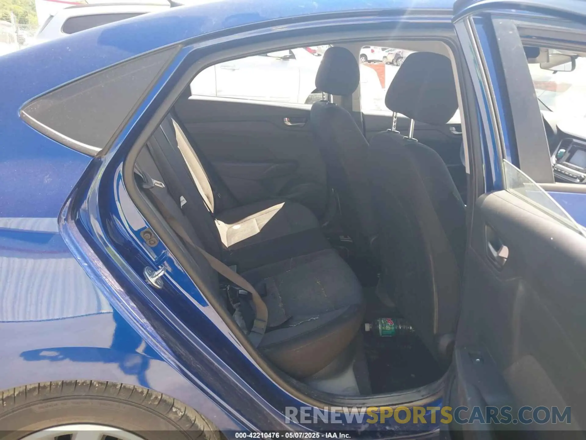8 fotografías del automóvil dañado 3KPC24A6XLE126718 HYUNDAI ACCENT 2020