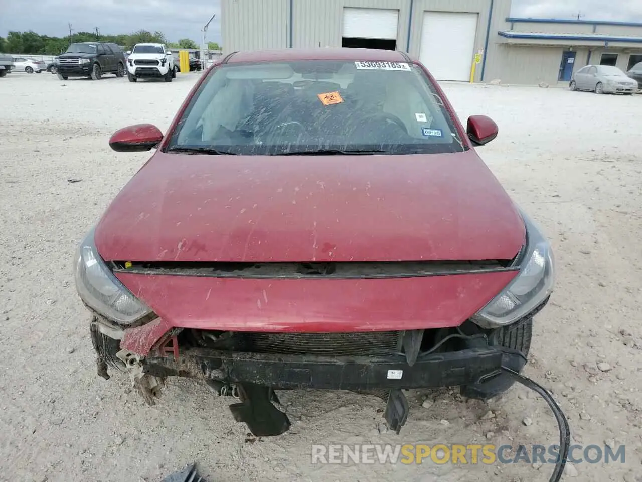 5 fotografías del automóvil dañado 3KPC24A60ME128818 HYUNDAI ACCENT 2021