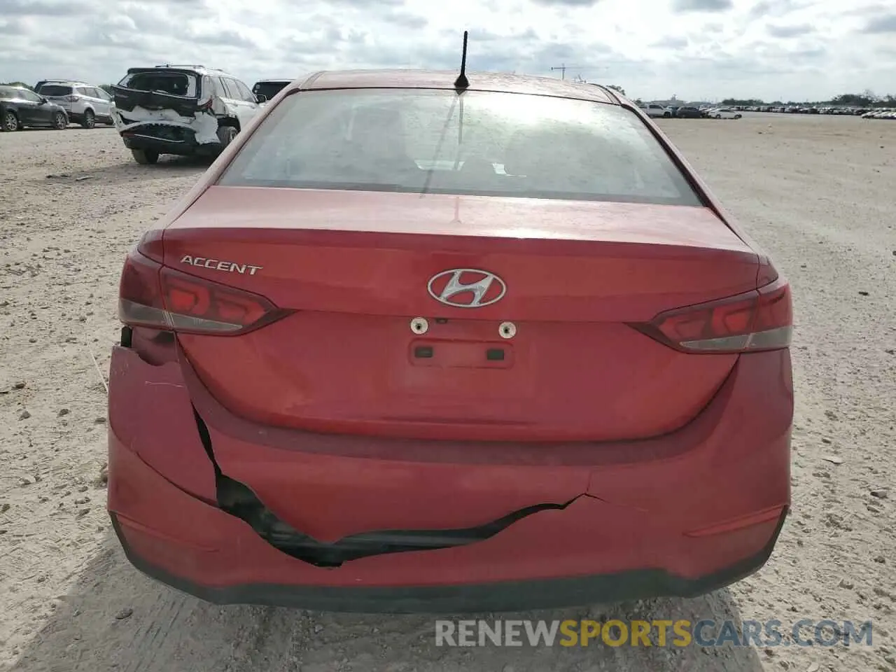 6 fotografías del automóvil dañado 3KPC24A60ME128818 HYUNDAI ACCENT 2021