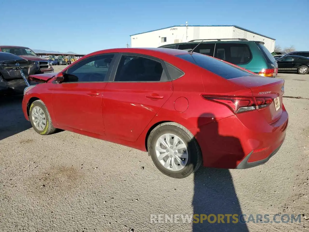 2 fotografías del automóvil dañado 3KPC24A60ME129659 HYUNDAI ACCENT 2021