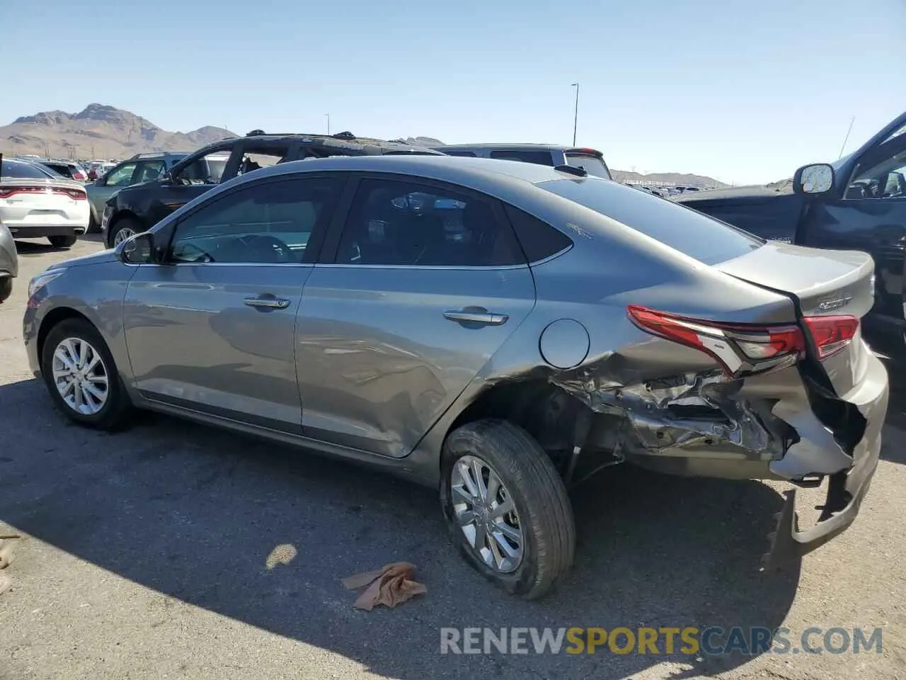 2 fotografías del automóvil dañado 3KPC24A60ME134604 HYUNDAI ACCENT 2021