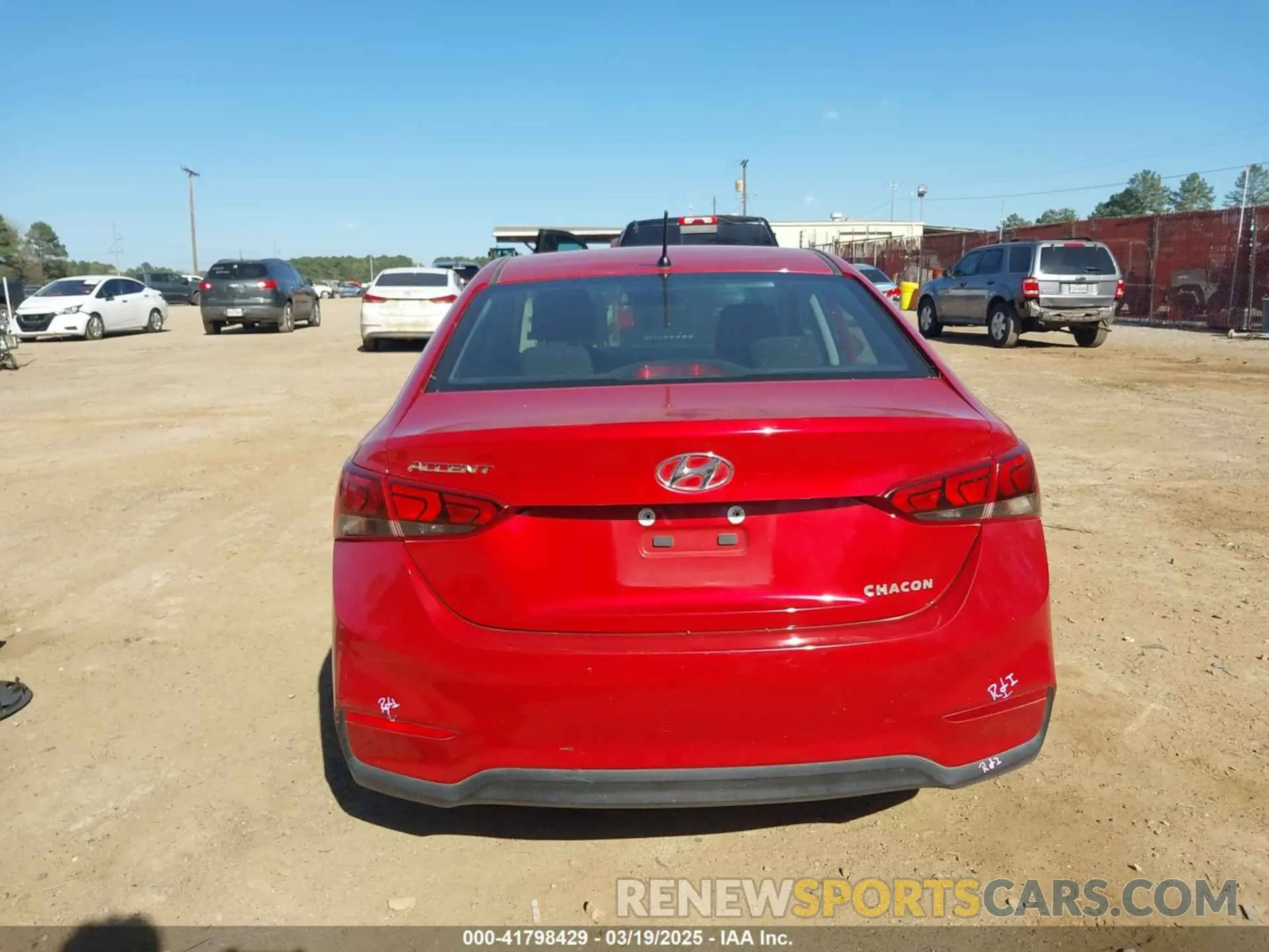 17 fotografías del automóvil dañado 3KPC24A60ME139348 HYUNDAI ACCENT 2021