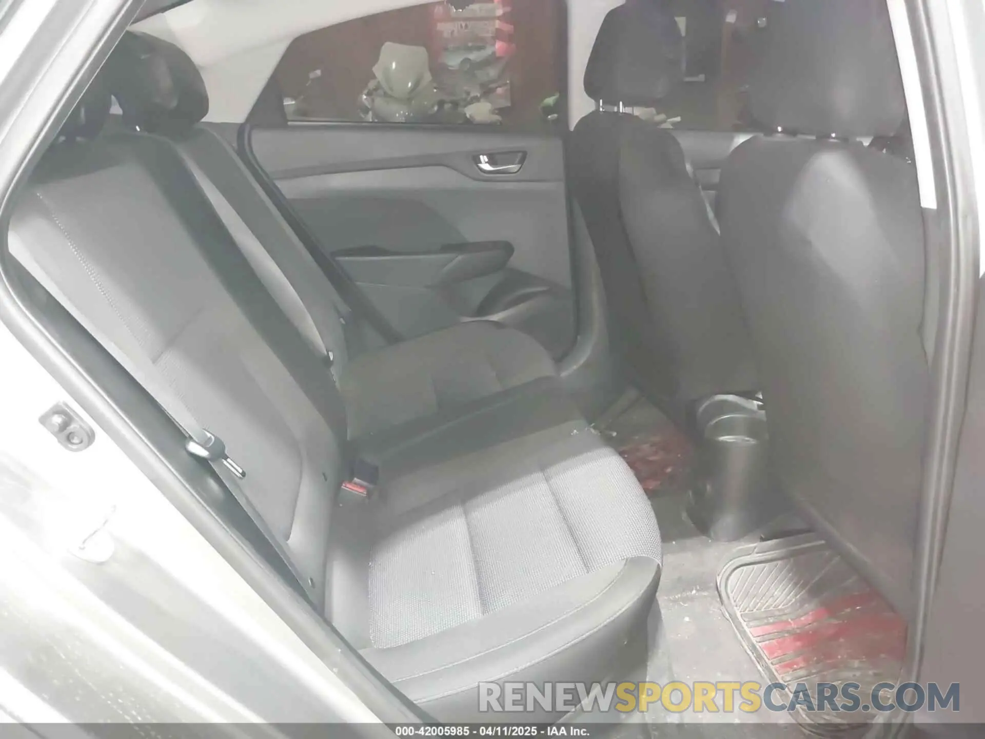 8 fotografías del automóvil dañado 3KPC24A61ME133509 HYUNDAI ACCENT 2021