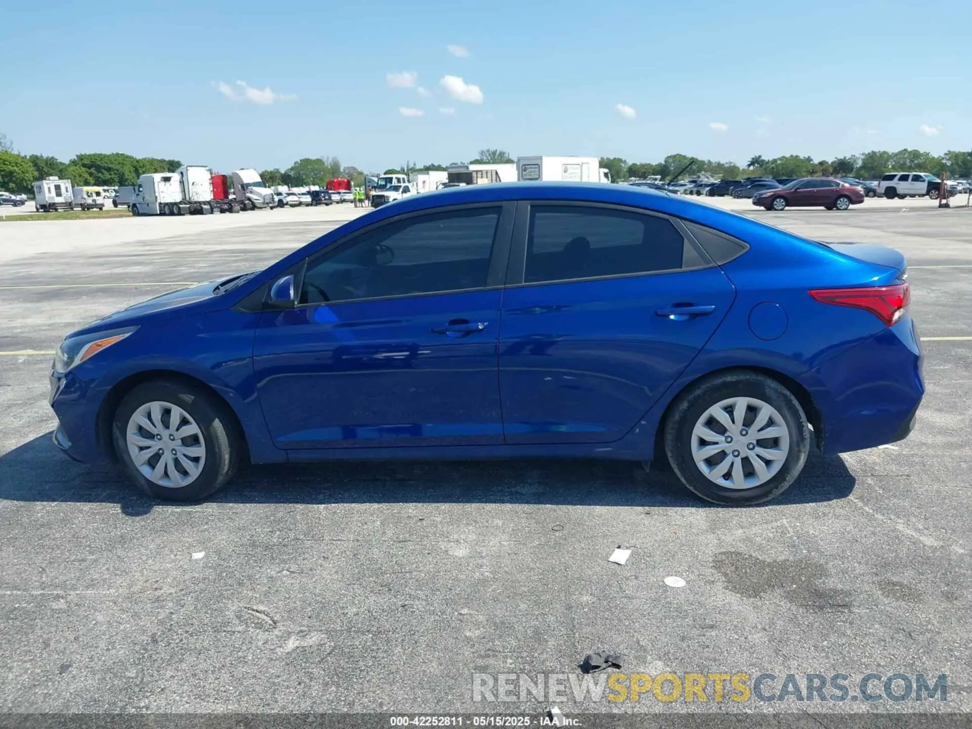 13 fotografías del automóvil dañado 3KPC24A62ME130733 HYUNDAI ACCENT 2021