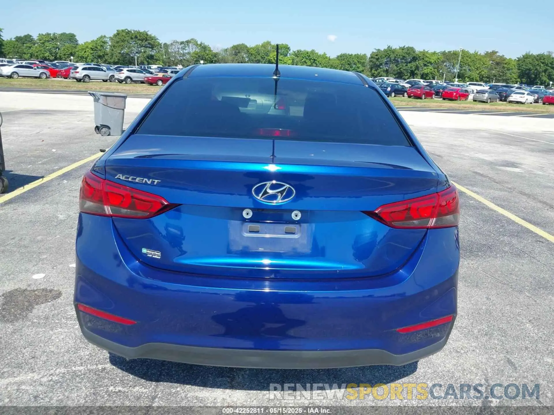 15 fotografías del automóvil dañado 3KPC24A62ME130733 HYUNDAI ACCENT 2021