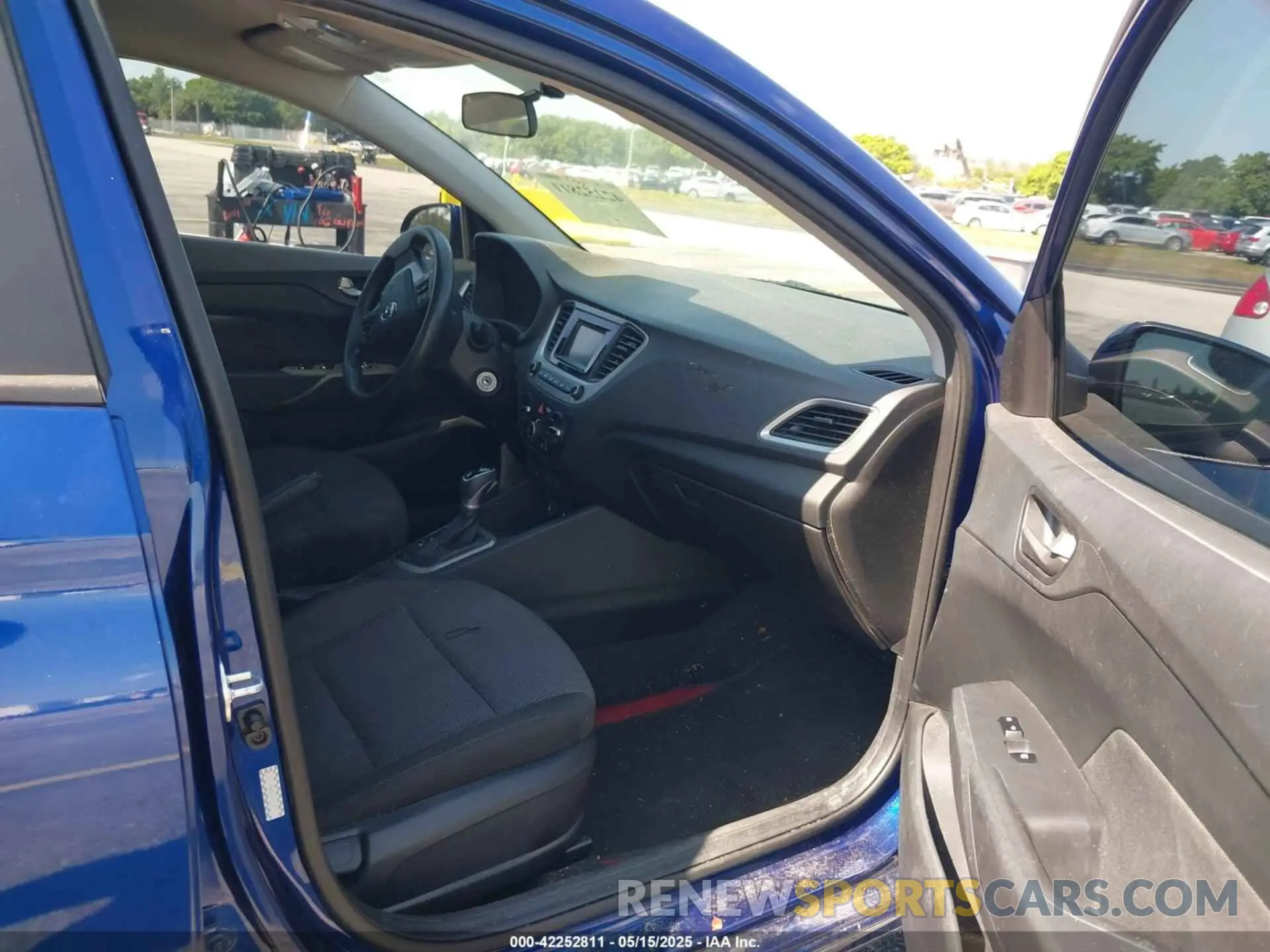 5 fotografías del automóvil dañado 3KPC24A62ME130733 HYUNDAI ACCENT 2021